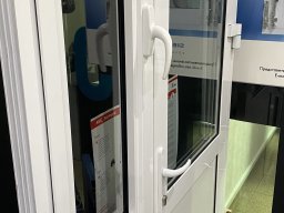 офис на ул. Дзержинского, 39 в Хабаровске (315920-окна от завода)